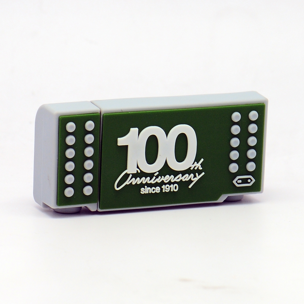 Flat rectangular panel PVC USB drive